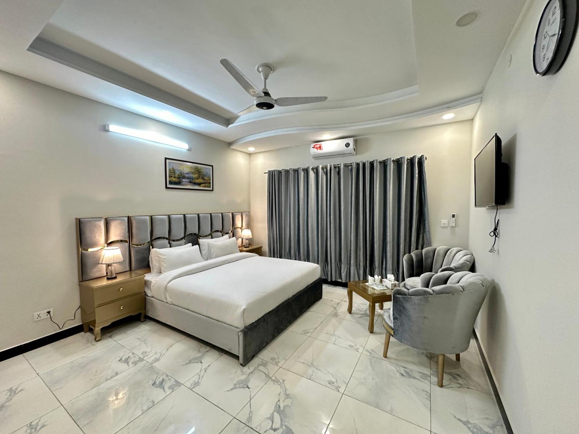 Dream Executive Guest House Исламабад Экстерьер фото