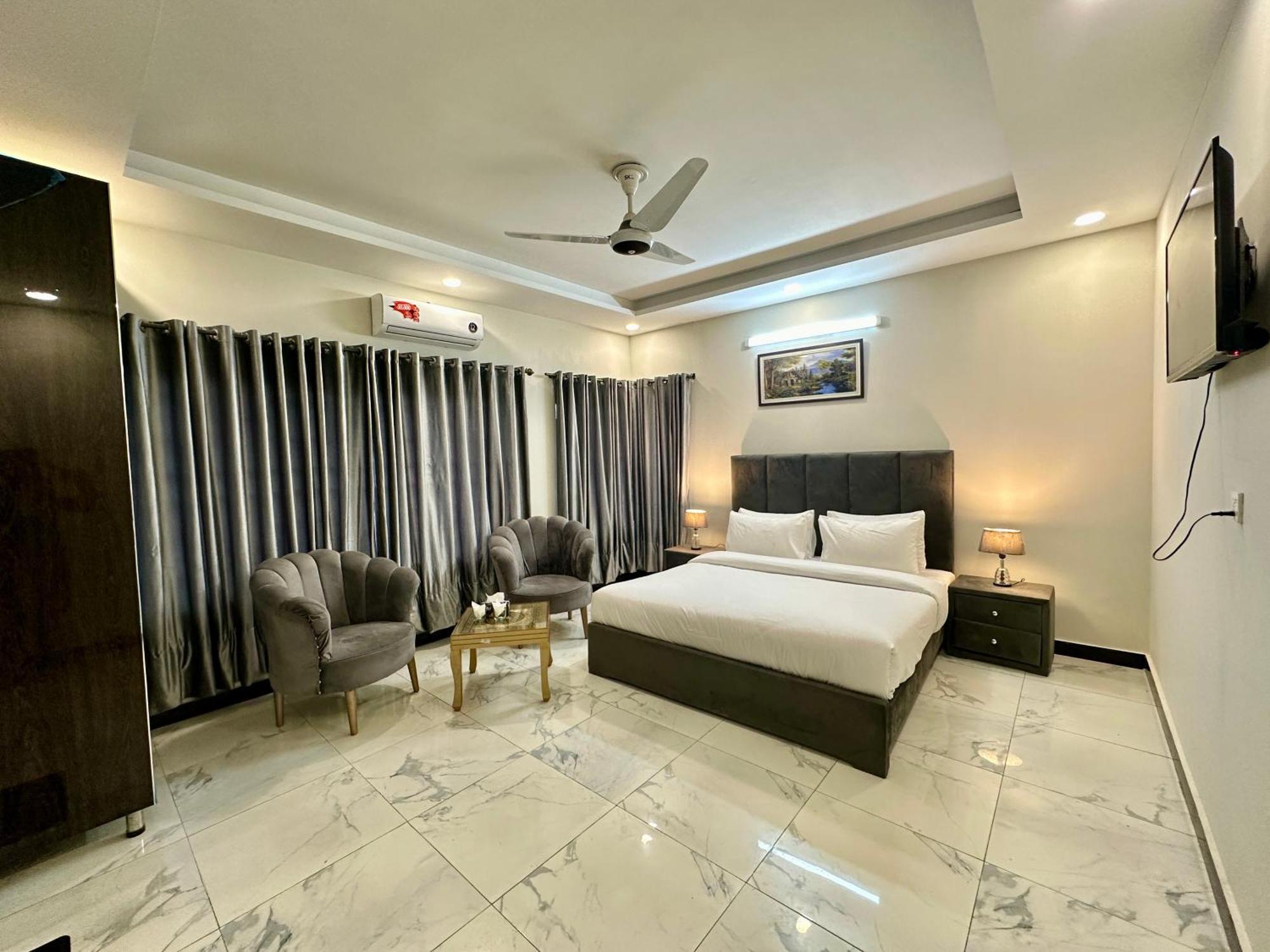 Dream Executive Guest House Исламабад Экстерьер фото