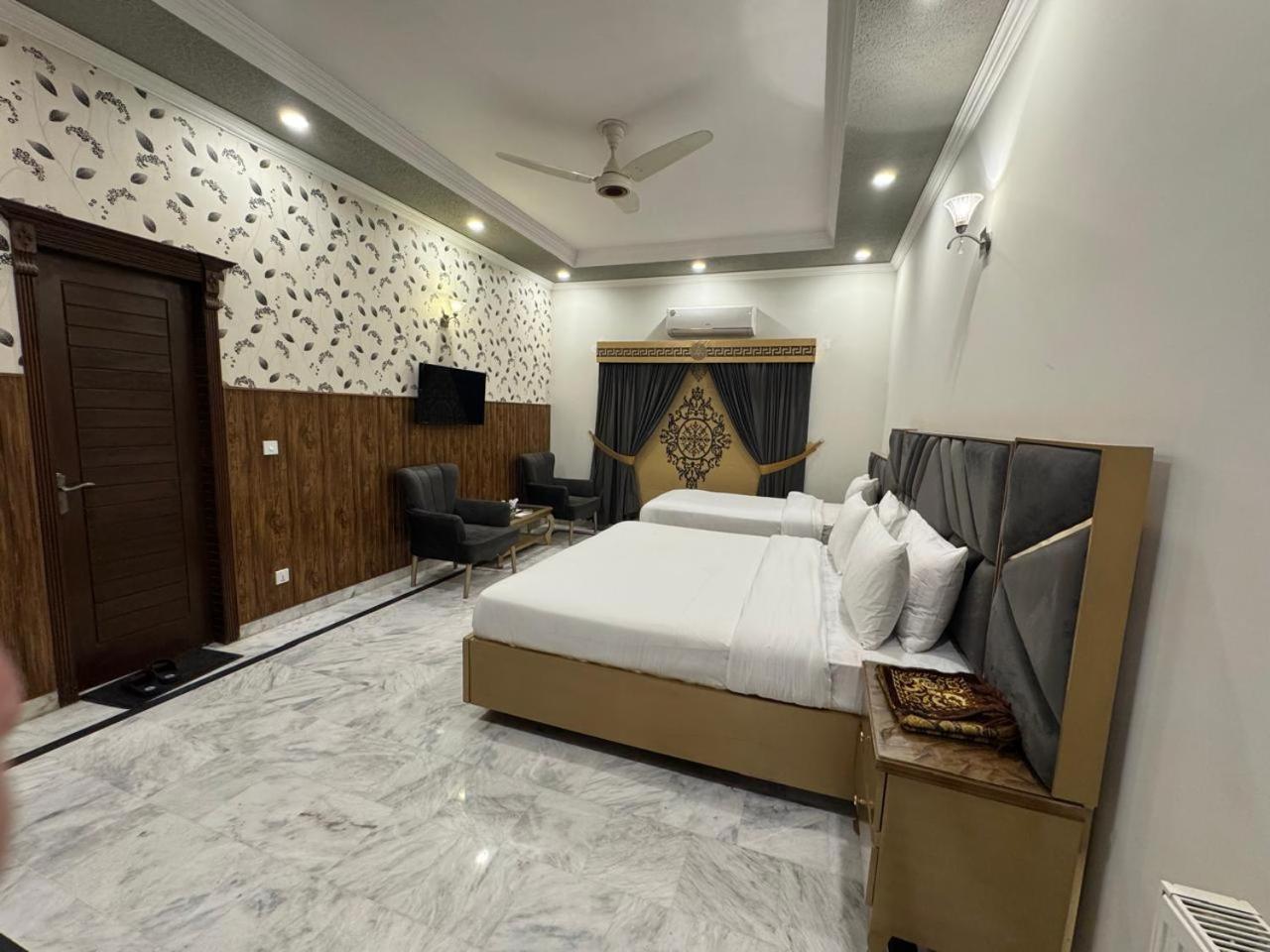 Dream Executive Guest House Исламабад Экстерьер фото