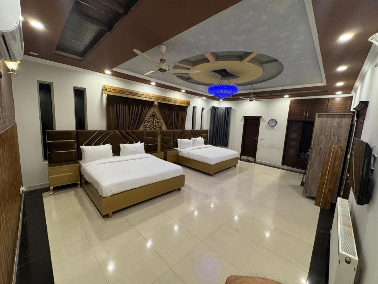 Dream Executive Guest House Исламабад Экстерьер фото